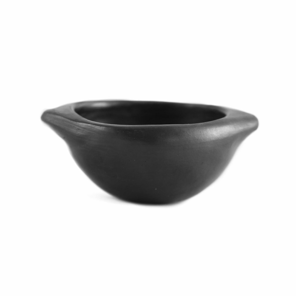 Black pottery